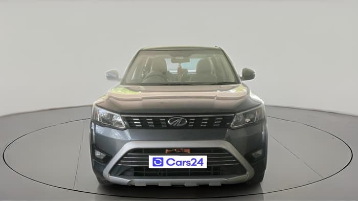 2021 Mahindra XUV300 W8 (O) 1.2 PETROL, Petrol, Manual, 64,726 km, exterior