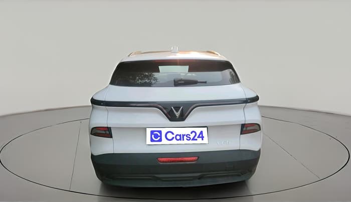 2025 MG Windsor EV Essence, Electric, Automatic, 10,000 km, exterior