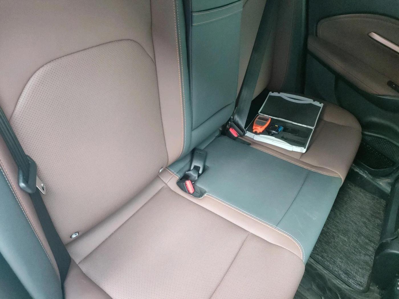 2025 MG Windsor EV Essence, Electric, Automatic, 10,000 km, interior