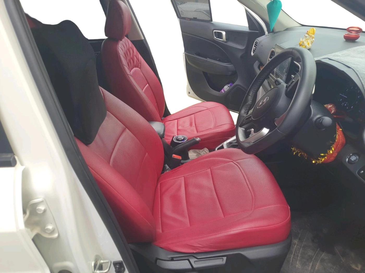 2021 Hyundai VENUE SX PLUS 1.0 TURBO DCT, Petrol, Automatic, 31,325 km, interior