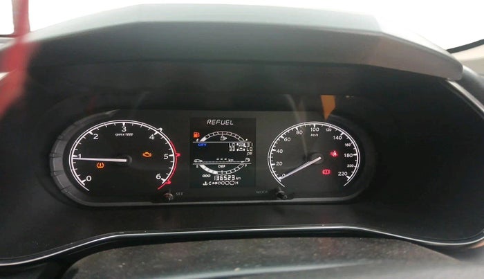 2021 Tata Safari XT, Diesel, Manual, 1,36,523 km, interior