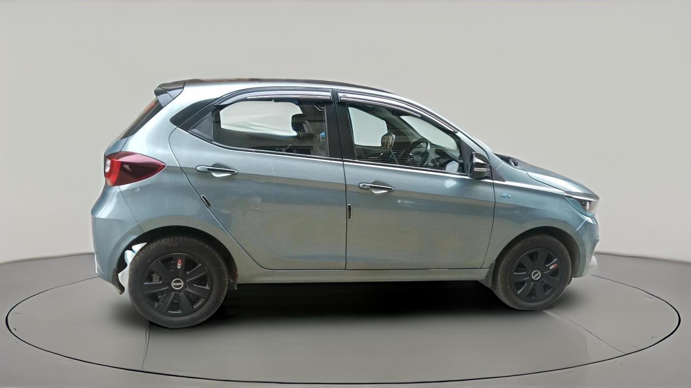 2023 Tata TIAGO EV XZ PLUS LONG RANGE, Electric, Automatic, 46,366 km, exterior