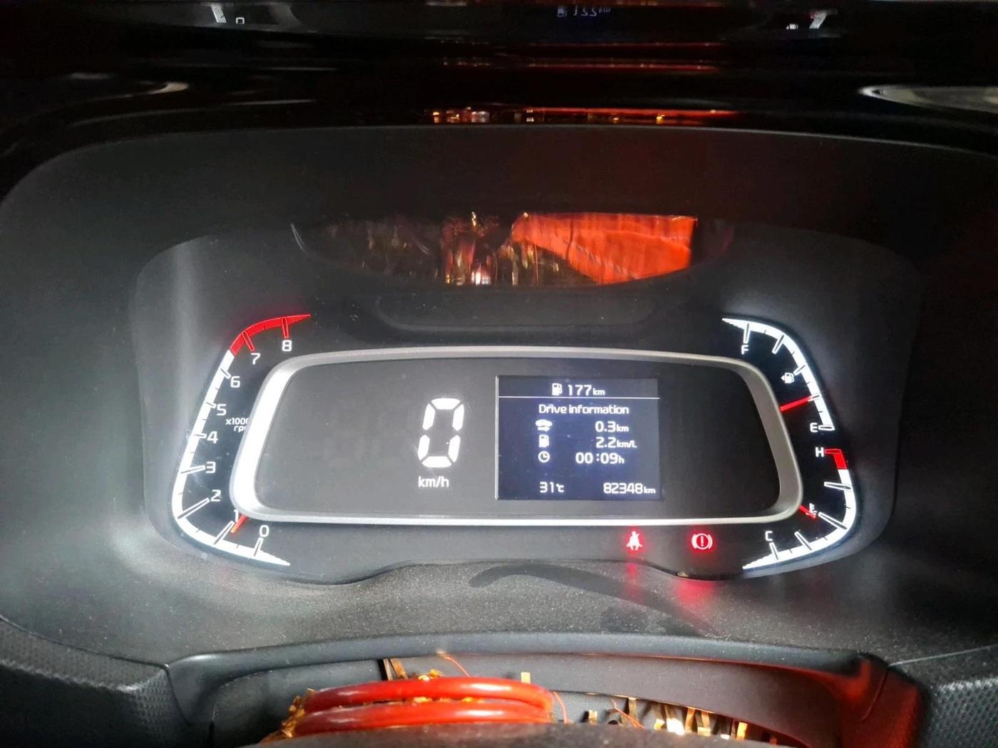 2020 KIA SONET HTK PLUS 1.2, Petrol, Manual, 82,348 km, interior