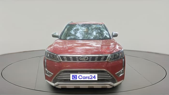 2022 Mahindra XUV300 W8 (O) 1.2 PETROL, Petrol, Manual, 32,039 km, exterior