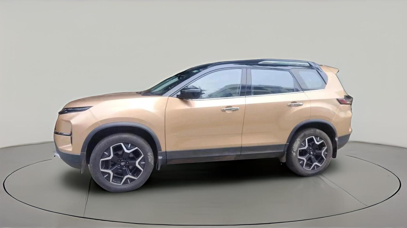 2023 Tata Safari ACCOMPLISHED PLUS DUAL TONE AT, Diesel, Automatic, 51,287 km, exterior