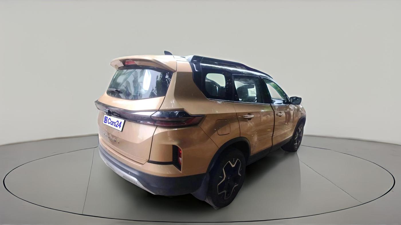 2023 Tata Safari ACCOMPLISHED PLUS DUAL TONE AT, Diesel, Automatic, 51,287 km, exterior