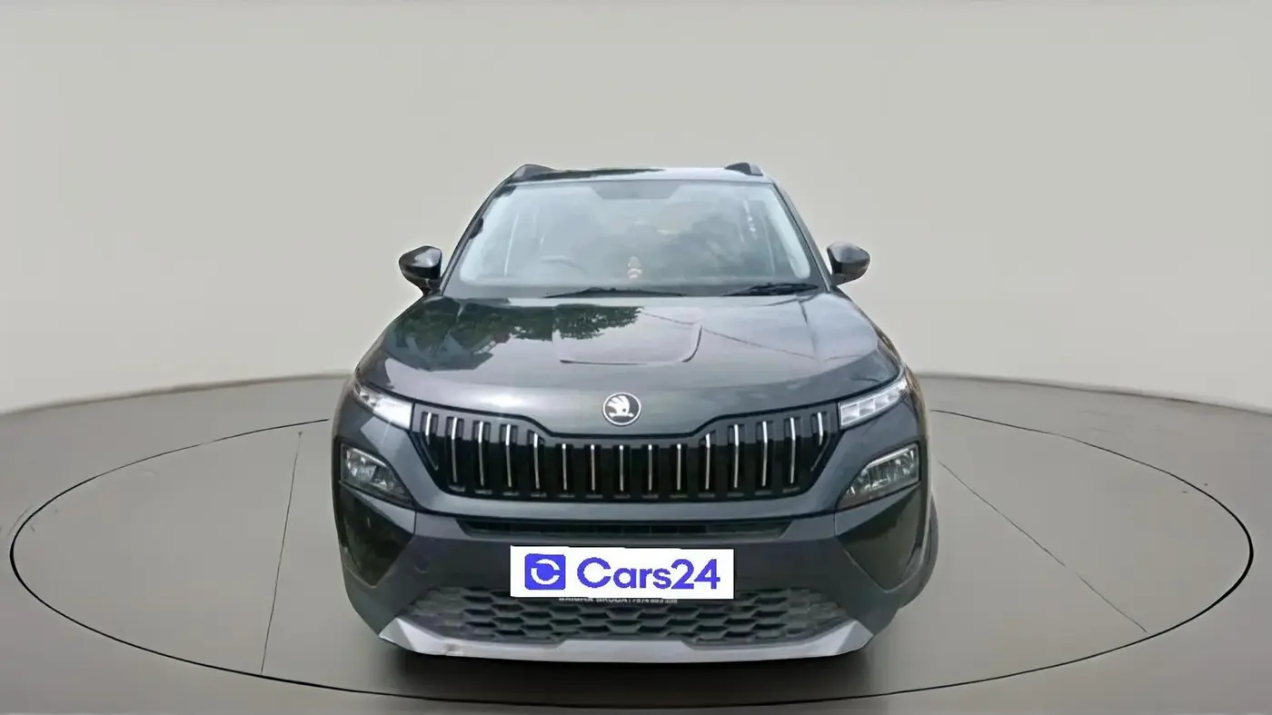 2025 Skoda Kylaq Signature Plus, Petrol, Manual, 16,994 km, exterior