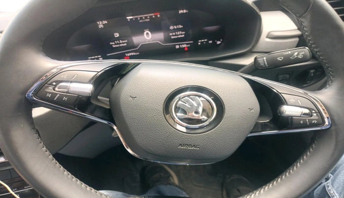 2025 Skoda Kylaq Signature Plus, Petrol, Manual, 16,994 km, interior