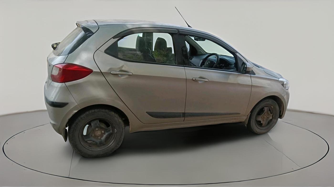 2019 Tata Tiago XZ PETROL, Petrol, Manual, 1,23,512 km, exterior