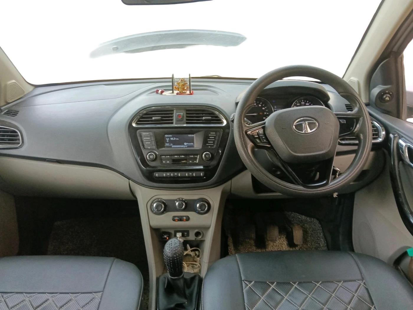 2019 Tata Tiago XZ PETROL, Petrol, Manual, 1,23,512 km, interior