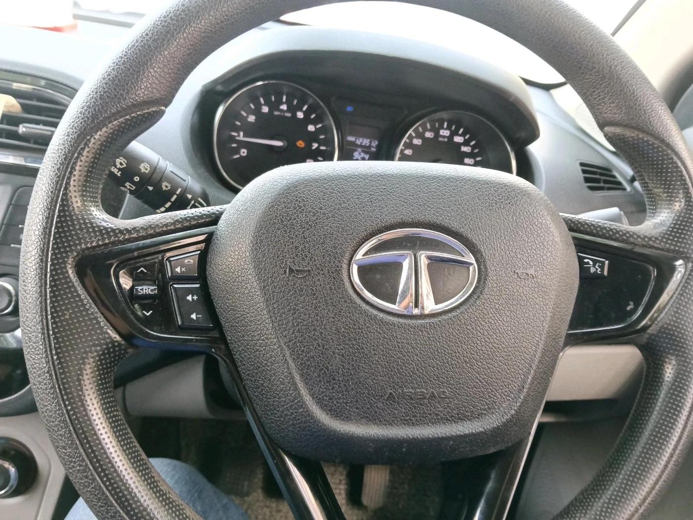 2019 Tata Tiago XZ PETROL, Petrol, Manual, 1,23,512 km, interior