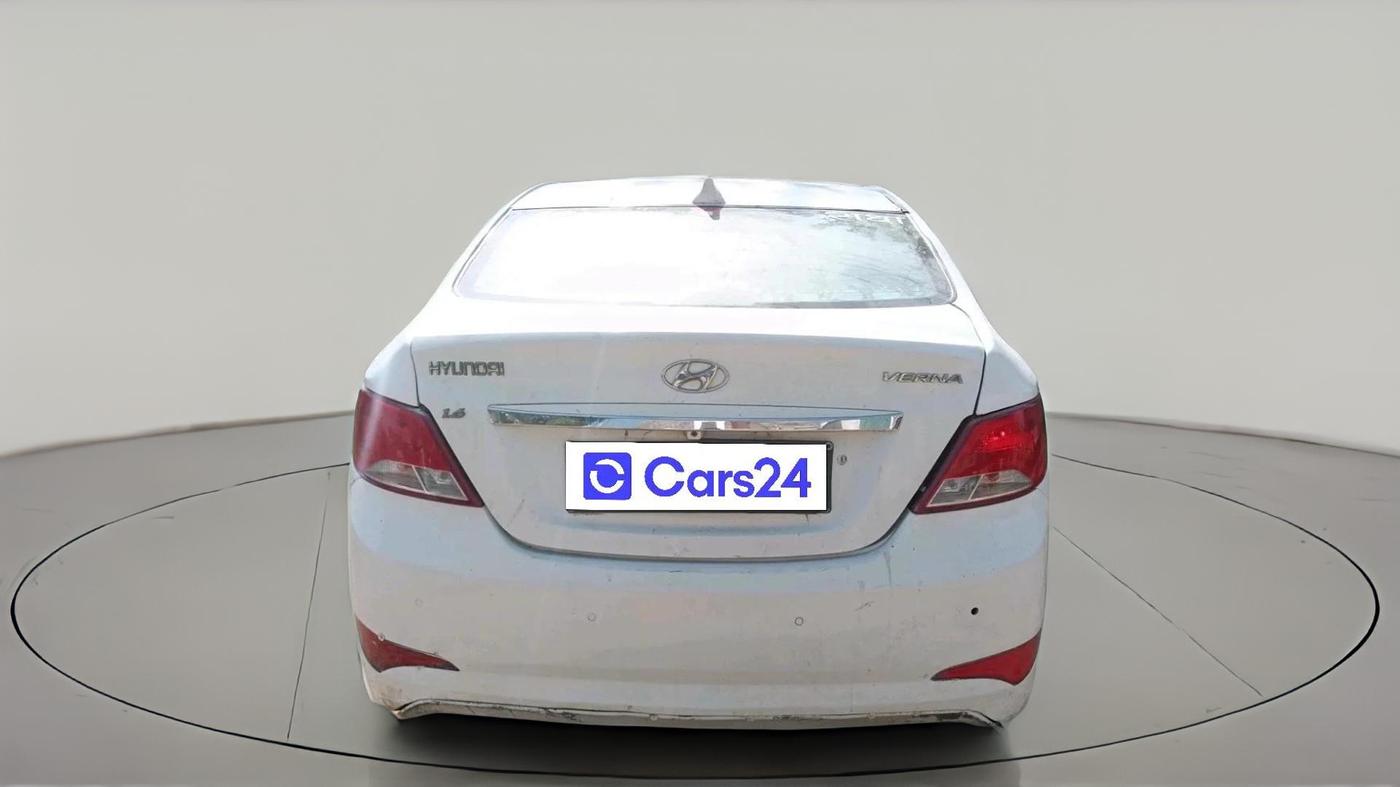 2016 Hyundai Verna 1.6 CRDI SX, Diesel, Manual, 1,75,746 km, exterior