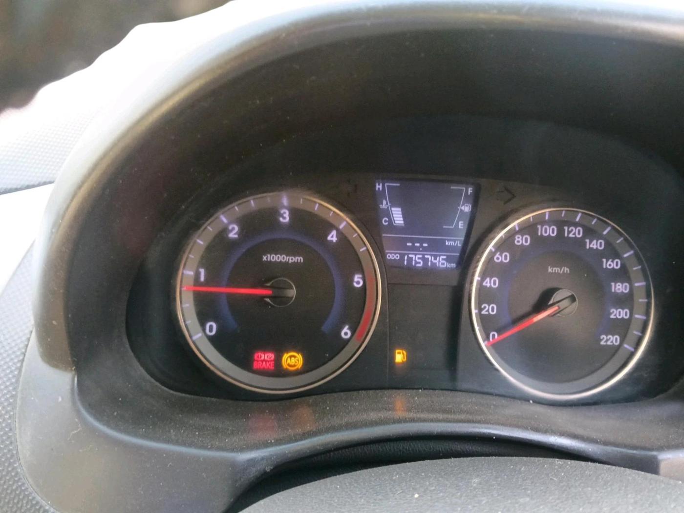 2016 Hyundai Verna 1.6 CRDI SX, Diesel, Manual, 1,75,746 km, interior