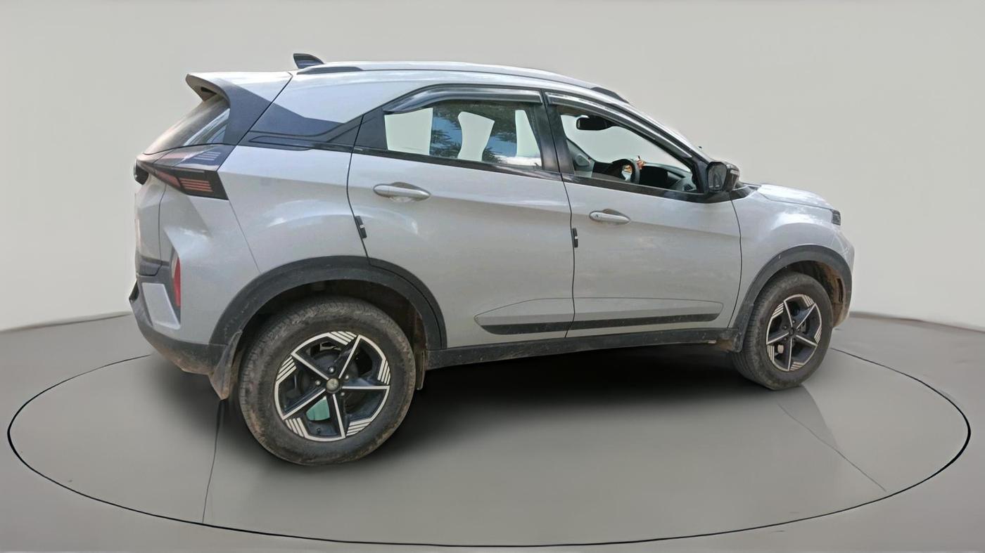 2025 Tata NEXON CREATIVE + SUNROOF 1.2 PETROL, Petrol, Manual, 9,331 km, exterior