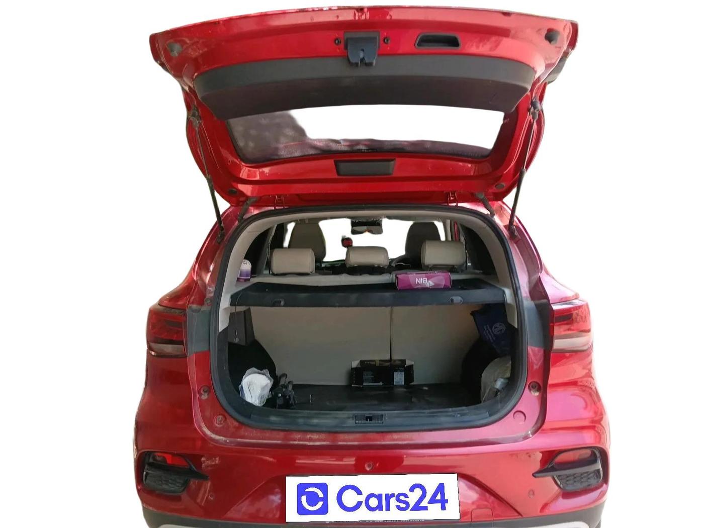 2024 MG ASTOR SAVVY 1.5 CVT, Petrol, Automatic, 42,258 km, exterior
