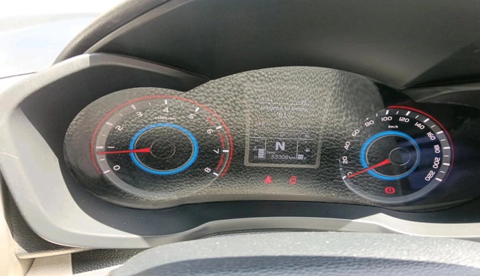 2020 Mahindra XUV300 W8 1.2 PETROL, Petrol, Manual, 53,308 km, interior