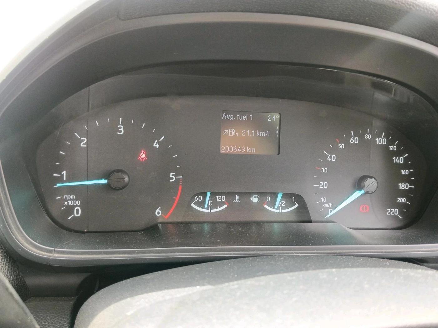 2018 Ford Ecosport TITANIUM 1.5L DIESEL, Diesel, Manual, 2,00,643 km, interior