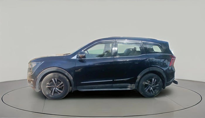 2022 Mahindra XUV700 AX 5 P AT 5 STR, Petrol, Automatic, 63,460 km, exterior