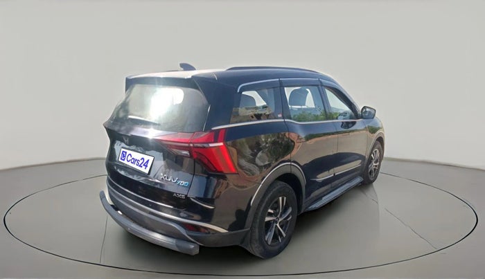 2022 Mahindra XUV700 AX 5 P AT 5 STR, Petrol, Automatic, 63,460 km, exterior