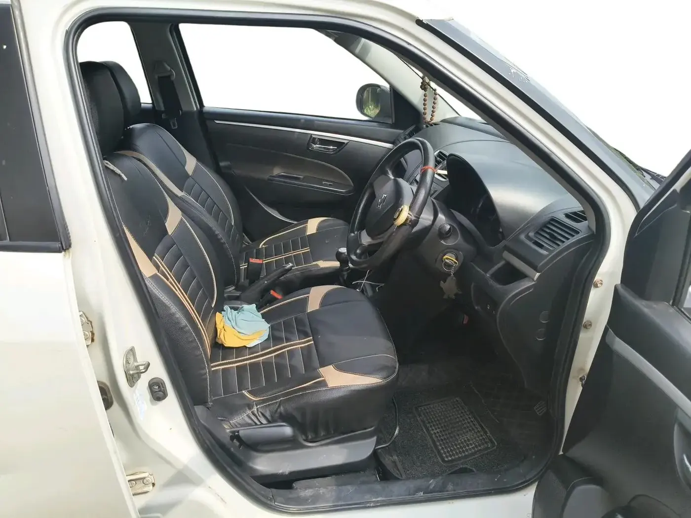 2016 Maruti Swift VDI, Diesel, Manual, 79,400 km, interior