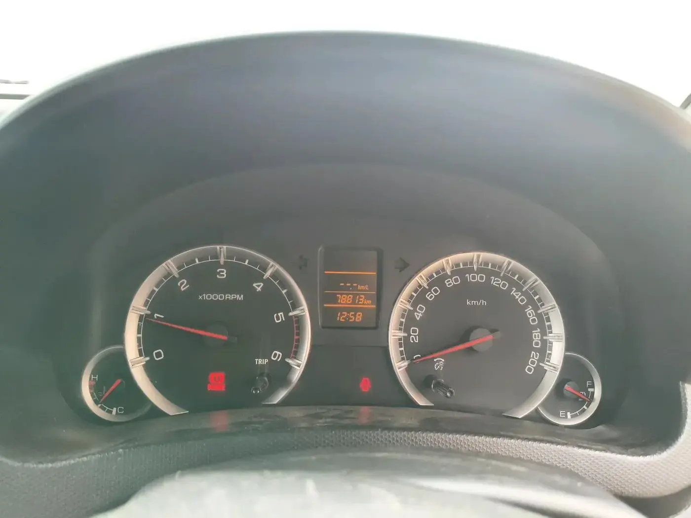 2016 Maruti Swift VDI, Diesel, Manual, 79,400 km, interior