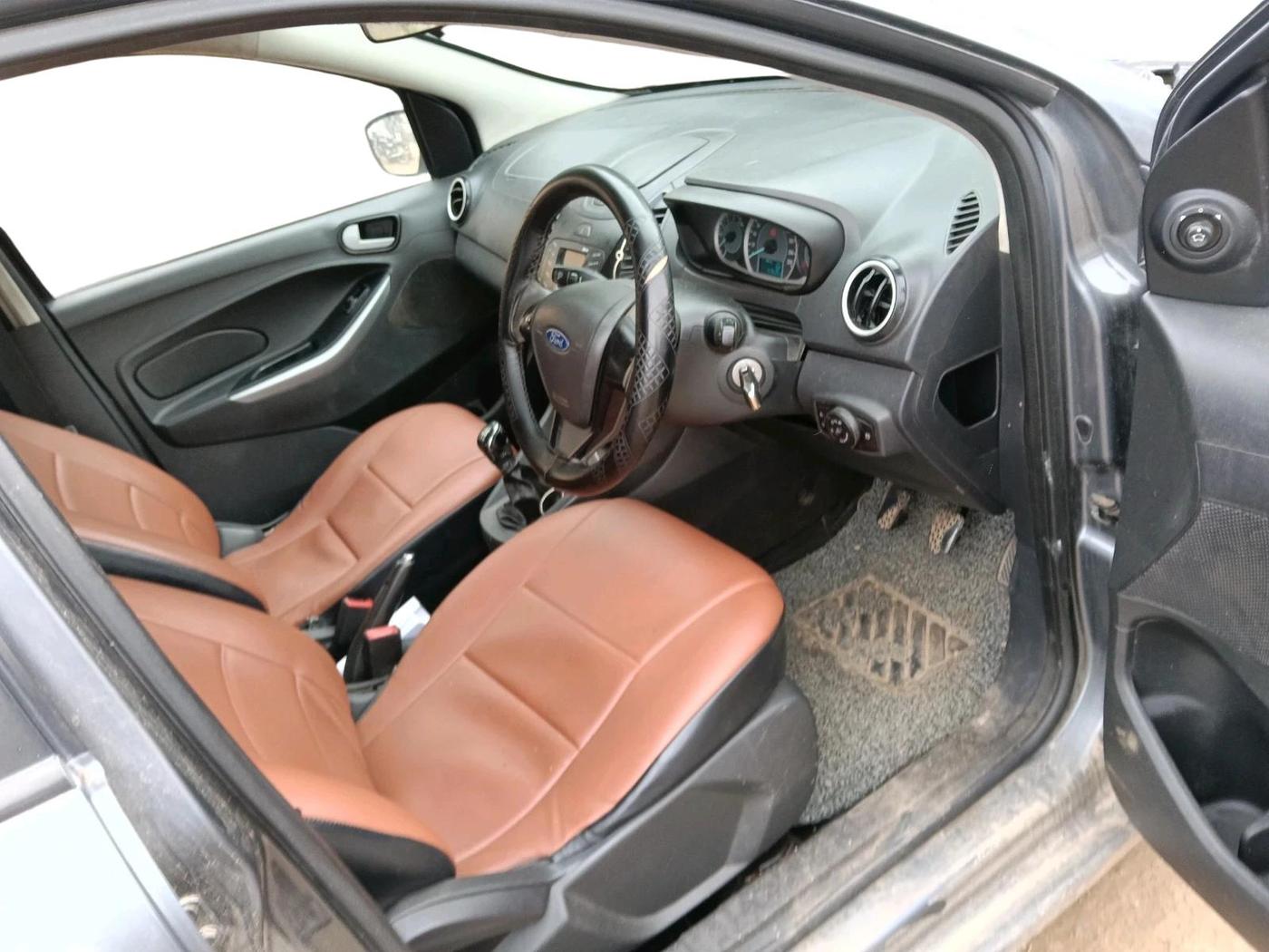 2017 Ford New Figo TREND 1.5L DIESEL, Diesel, Manual, 1,57,628 km, interior