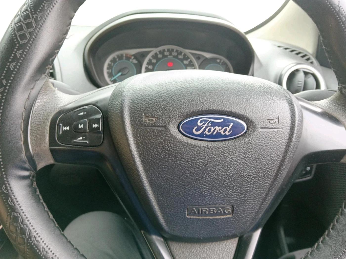 2017 Ford New Figo TREND 1.5L DIESEL, Diesel, Manual, 1,57,628 km, interior