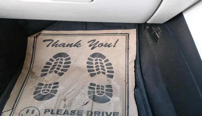 2022 Hyundai VENUE S(O) 1.2, Petrol, Manual, 26,503 km, interior