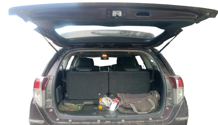 2017 Toyota Innova Crysta 2.4 ZX 7 STR, Diesel, Manual, 1,12,908 km, exterior