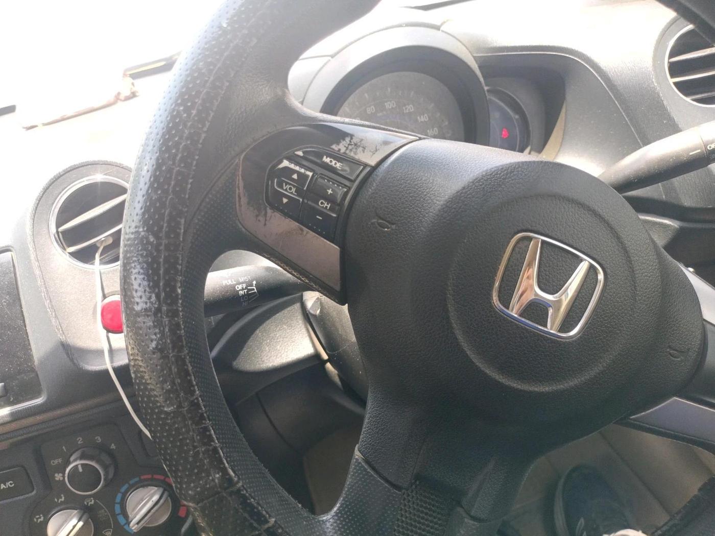 2015 Honda Amaze 1.2L I-VTEC S, Petrol, Manual, 1,22,000 km, interior