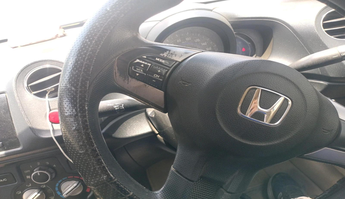 2015 Honda Amaze 1.2L I-VTEC S, Petrol, Manual, 1,21,629 km, interior