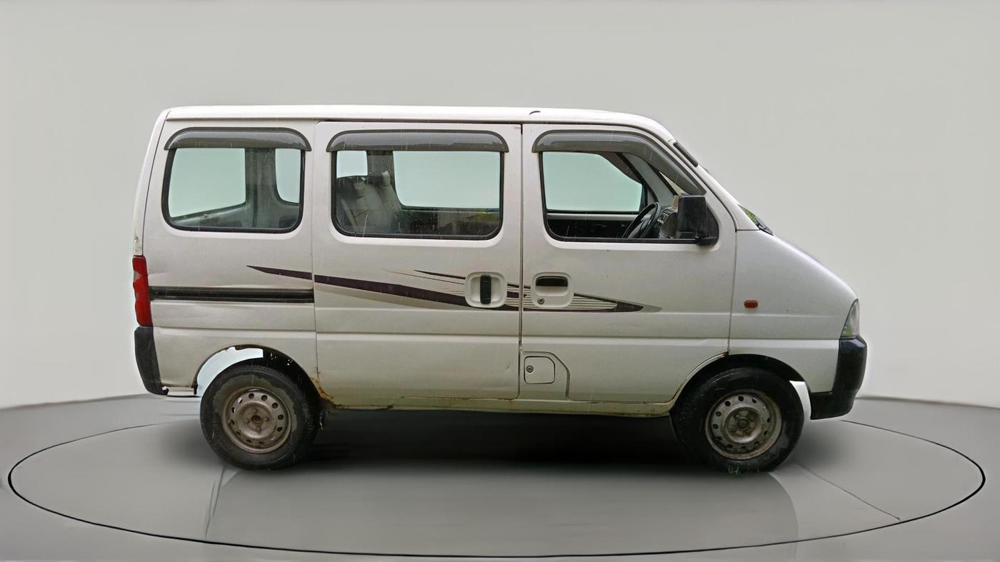 2017 Maruti Eeco 5 STR WITH A/C+HTR CNG, CNG, Manual, 1,76,690 km, exterior