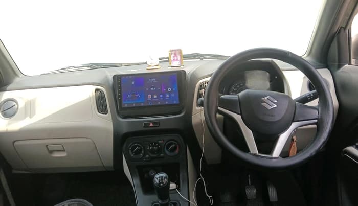 2022 Maruti New Wagon-R VXI 1.0, Petrol, Manual, 7,589 km, interior