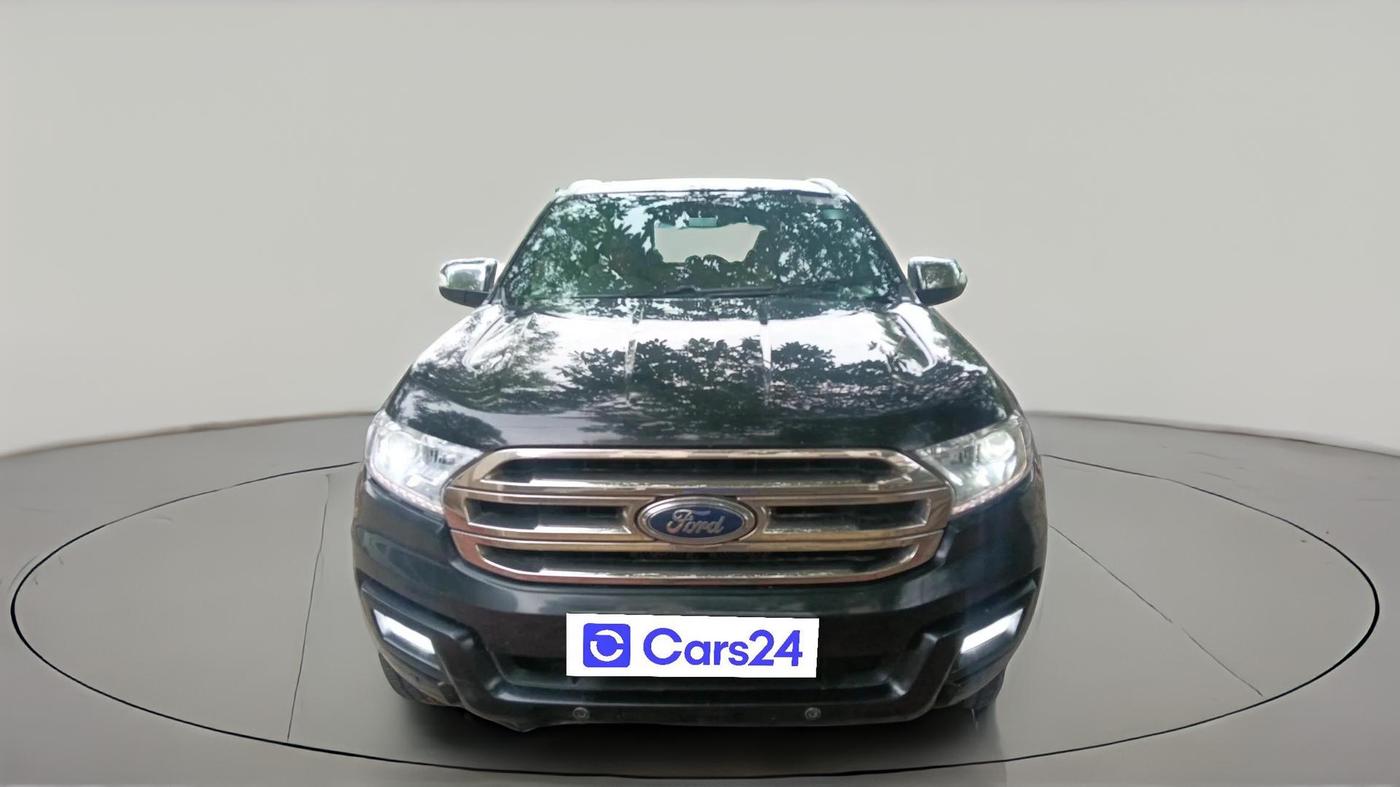 2018 Ford Endeavour TITANIUM 3.2 4X4 AT, Diesel, Automatic, 1,17,306 km, exterior