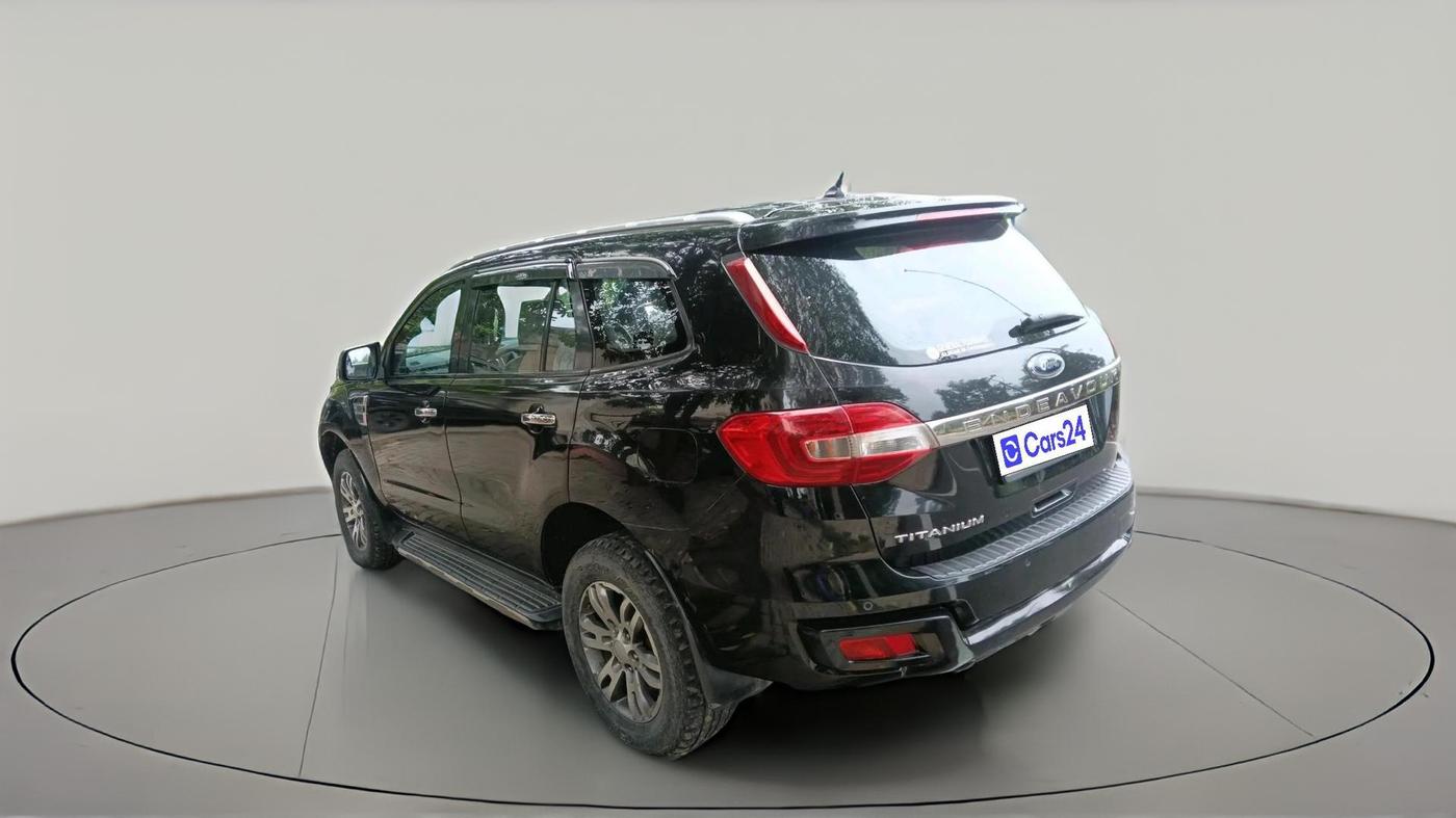 2018 Ford Endeavour TITANIUM 3.2 4X4 AT, Diesel, Automatic, 1,17,306 km, exterior