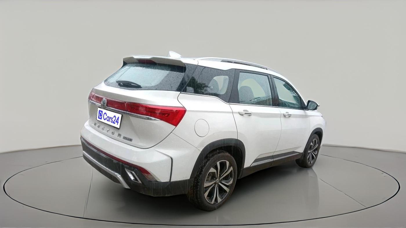 2024 MG HECTOR PLUS SHARP PRO 1.5 TURBO MT 6 STR, Petrol, Manual, 33,145 km, exterior