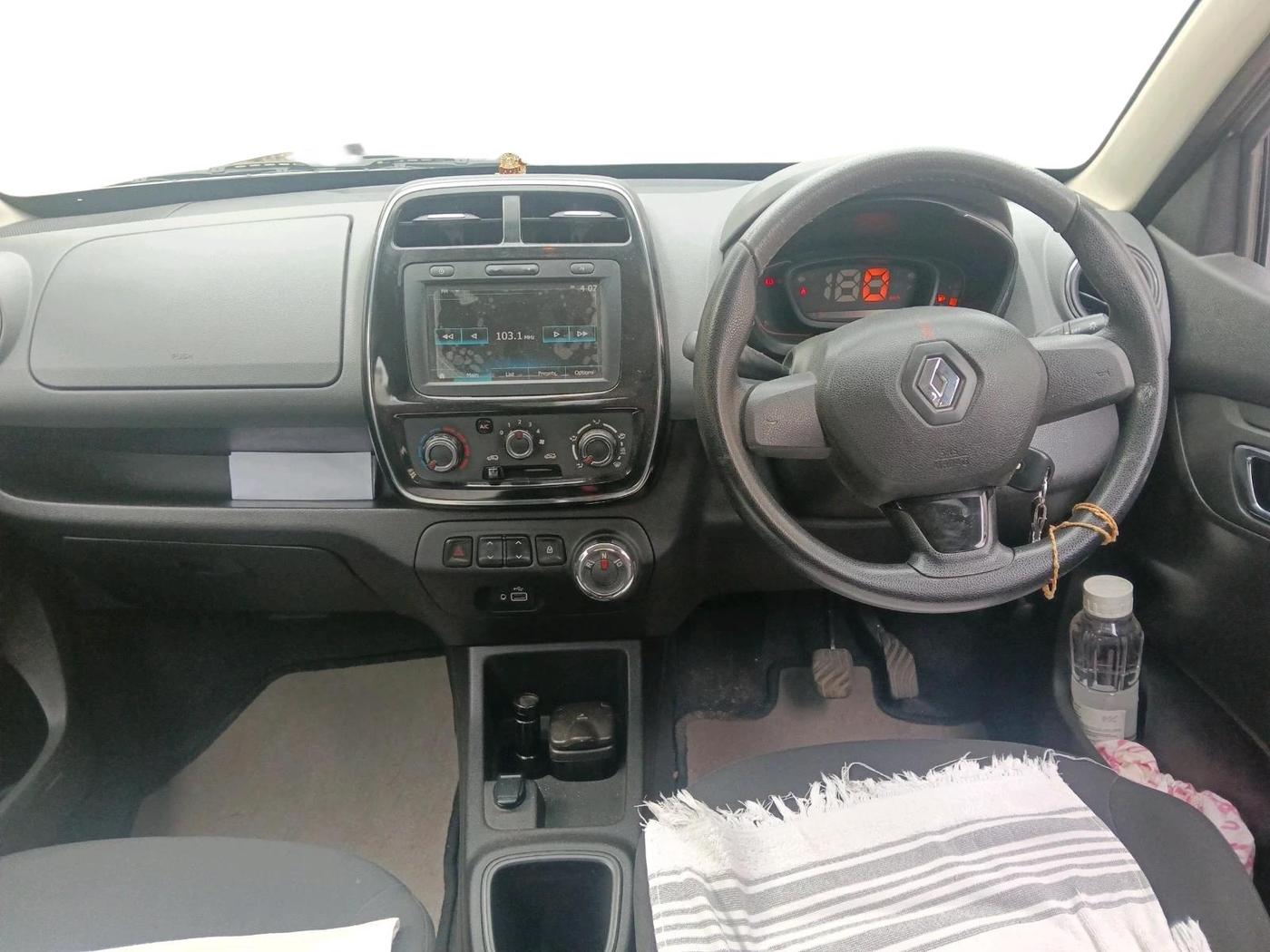 2019 Renault Kwid RXT 1.0 AMT (O), Petrol, Automatic, 15,478 km, interior