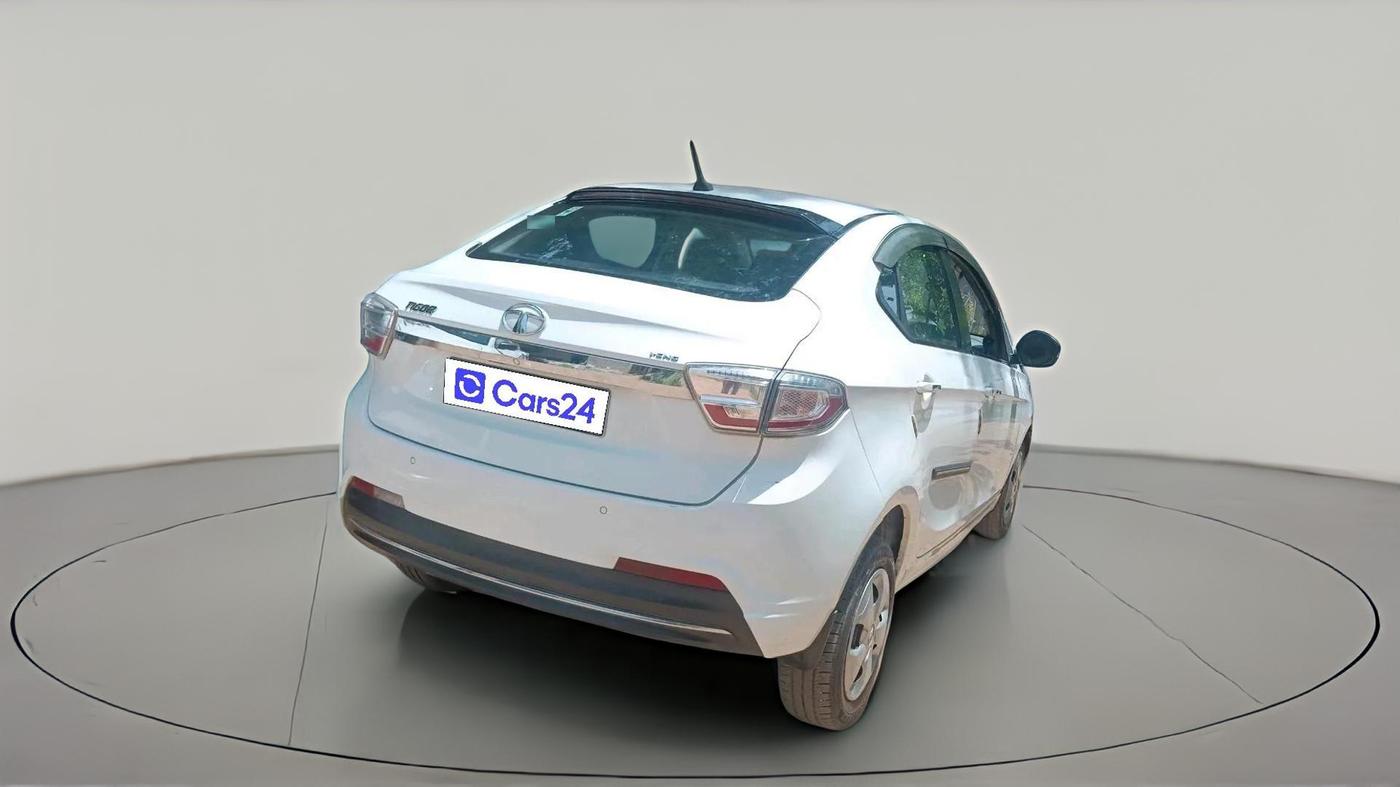 2022 Tata TIGOR XZ CNG, CNG, Manual, 97,180 km, exterior