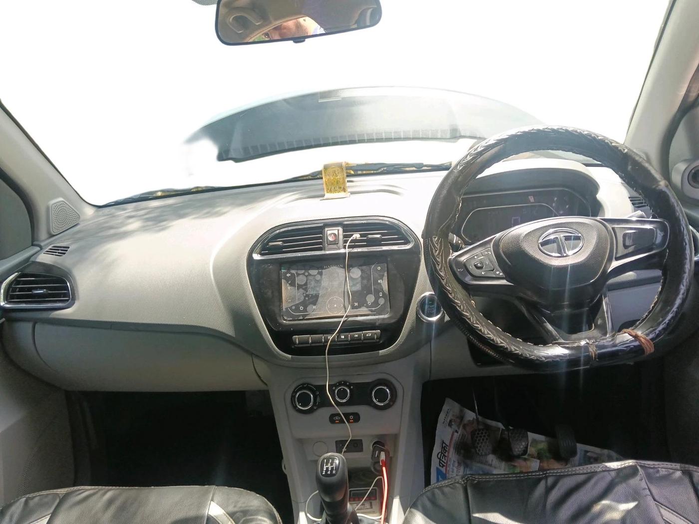2022 Tata TIGOR XZ CNG, CNG, Manual, 97,180 km, interior