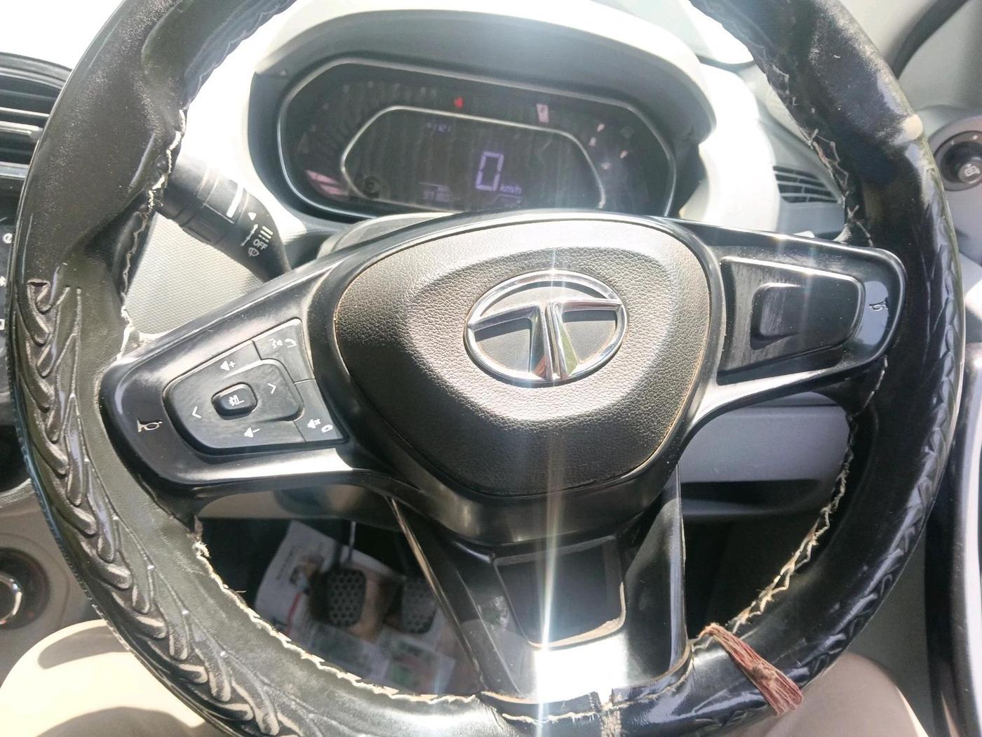 2022 Tata TIGOR XZ CNG, CNG, Manual, 97,180 km, interior
