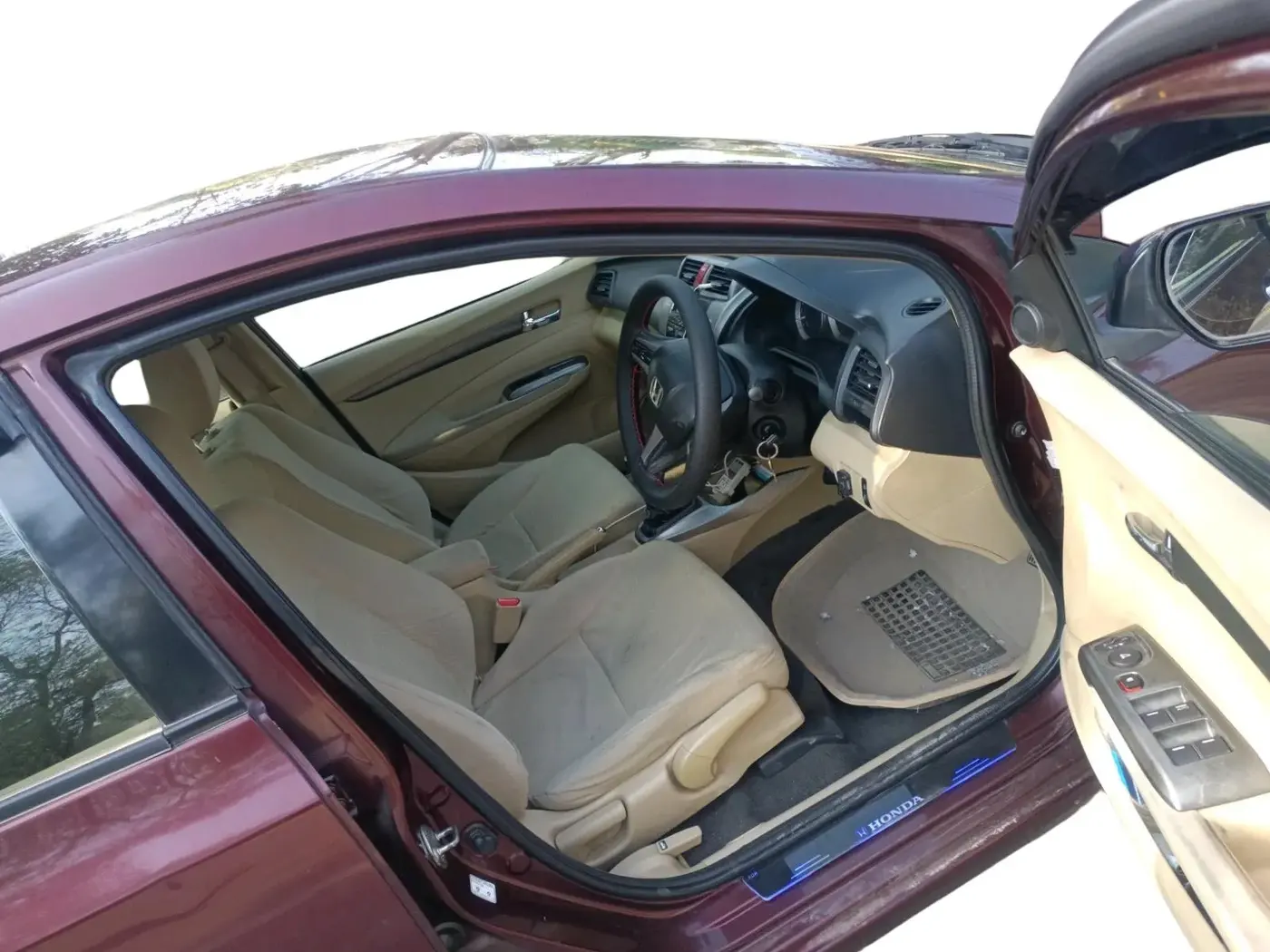 2012 Honda City 1.5L I-VTEC V MT, CNG, Manual, 1,33,067 km, interior