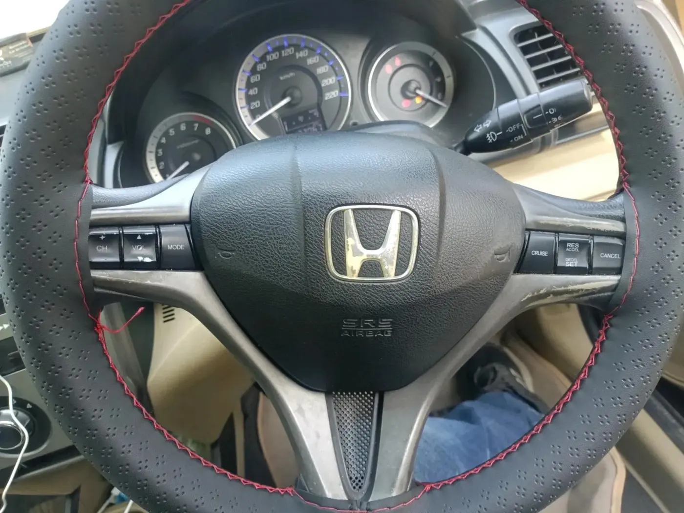 2012 Honda City 1.5L I-VTEC V MT, CNG, Manual, 1,33,067 km, interior