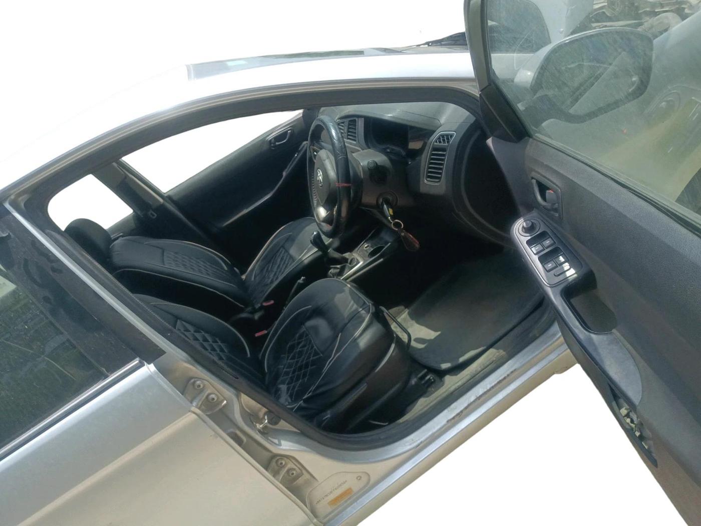 2015 Tata Bolt XMS QUADRAJET, Diesel, Manual, 87,149 km, interior