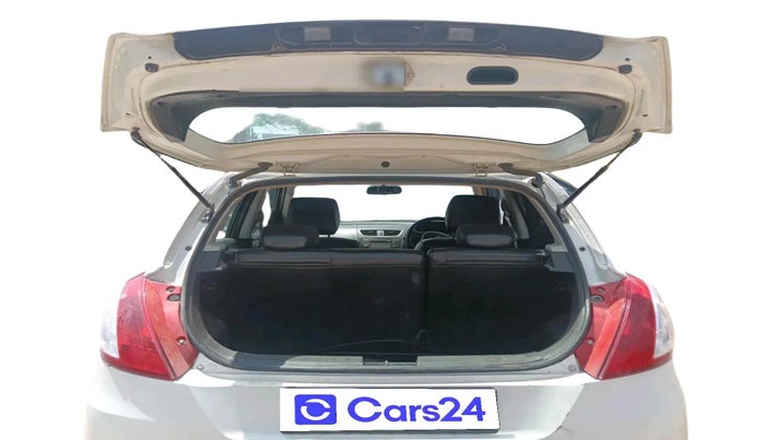 2016 Maruti Swift ZXI, Petrol, Manual, 1,80,930 km, exterior