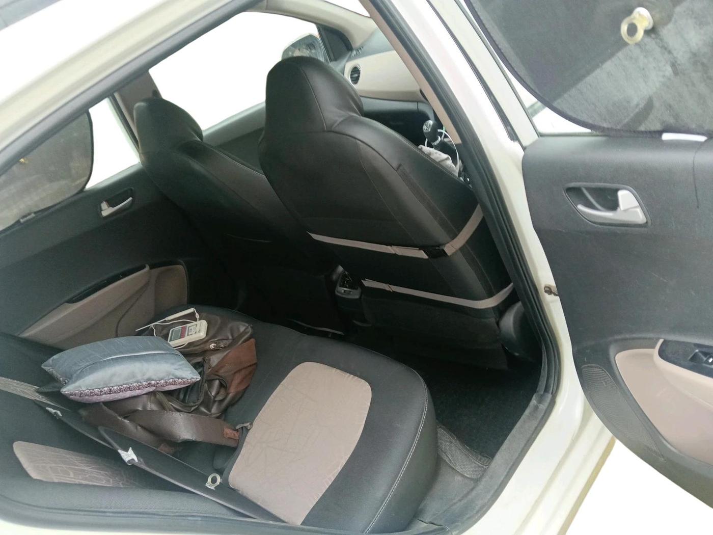 2013 Hyundai Grand i10 SPORTZ 1.2 KAPPA VTVT, Petrol, Manual, 49,280 km, interior