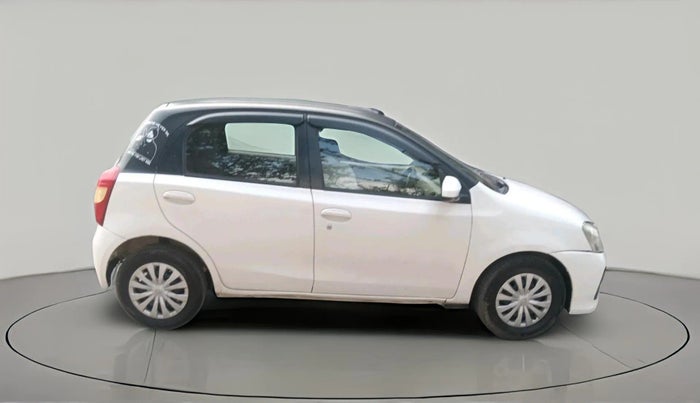 2017 Toyota Etios Liva G, Petrol, Manual, 49,354 km, exterior
