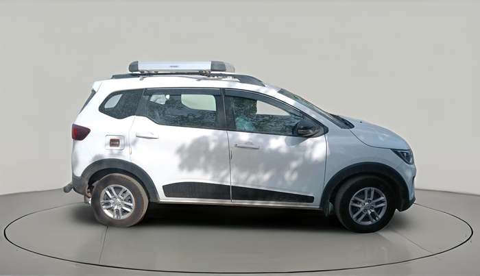 2022 Renault TRIBER RXT, Petrol, Manual, 44,717 km, exterior