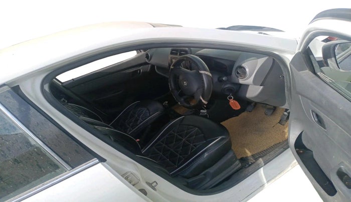 2016 Renault Kwid RXT 0.8 (O), Petrol, Manual, 80,895 km, interior