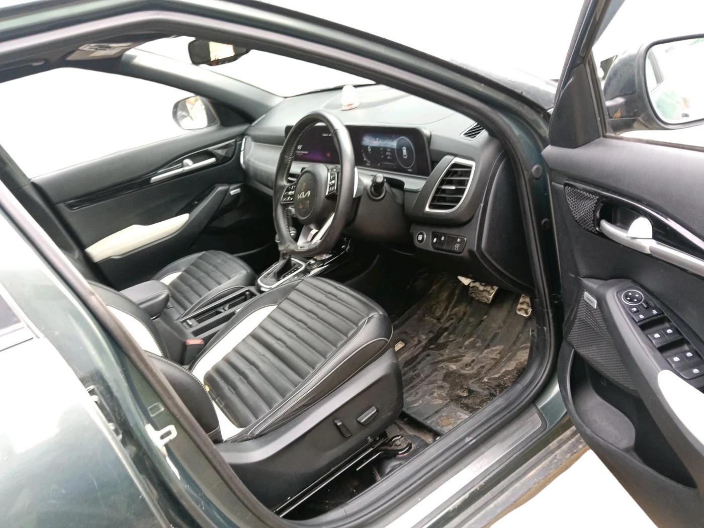 2024 KIA SELTOS  GTX Plus 1.5 Turbo Petrol DCT, Petrol, Automatic, 19,075 km, interior