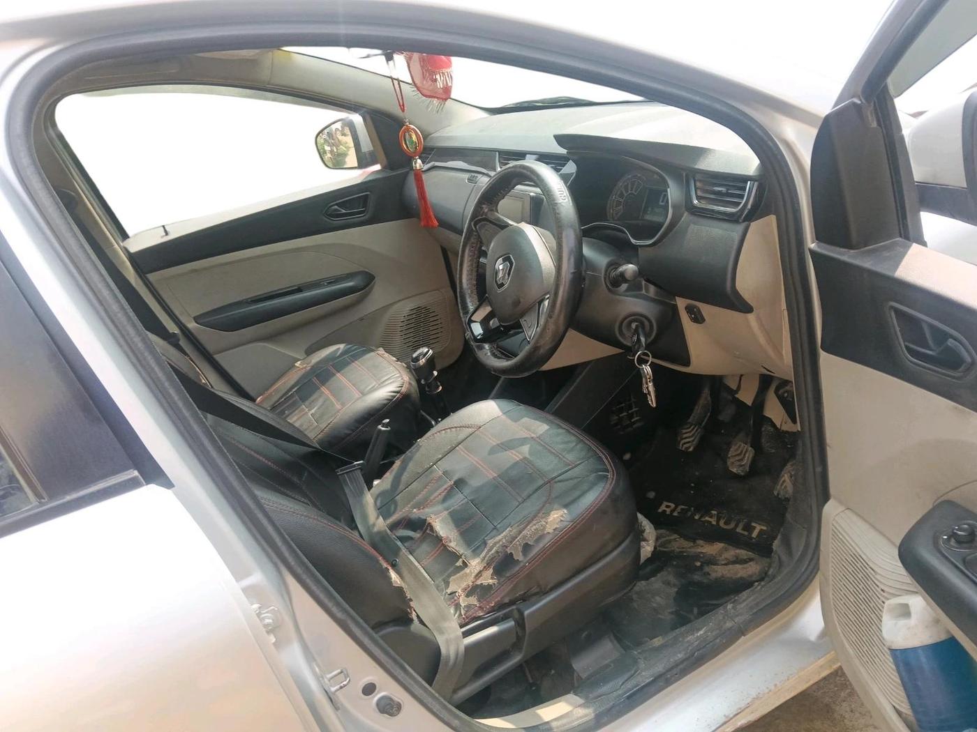 2020 Renault TRIBER RXT, Petrol, Manual, 1,48,307 km, interior
